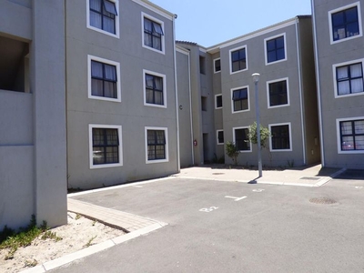 Three Bedroom Apartment For Sale In Parklands