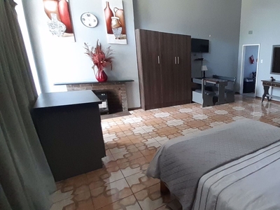1 bedroom apartment to rent in Heuwelsig (Kimberley)
