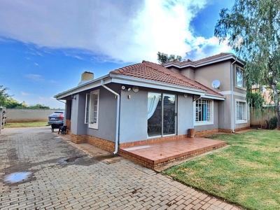 3 Bedroom House to rent in Henley On Klip - 11 Pretorius Road