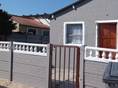 A freestanding enclosed 2 bedroom house for sale - Cape Town