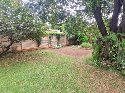 3 Bedroom Freehold Sold in Doringkloof