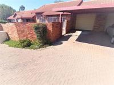 2 Bedroom Simplex for Sale For Sale in Highveld - MR625638 -