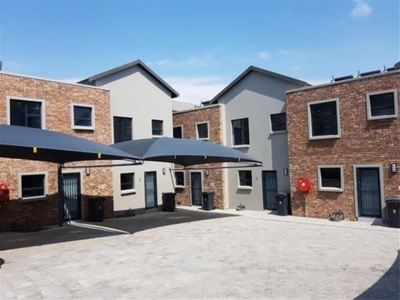 Townhouse Rental Monthly in Edenvale