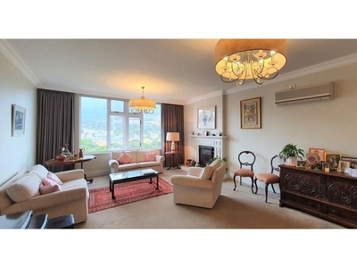 Spectacular 3-Bedroom Apartment with Incredible Breathtaking Views