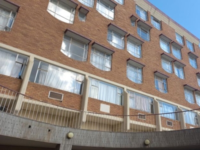 1 Bedroom bachelor apartment sold in Kempton Park Central