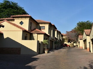 3 Bedroom townhouse - sectional for sale in Boardwalk Meander, Pretoria