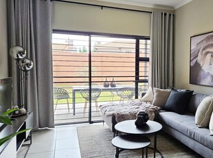 3 Bedroom townhouse - sectional to rent in Olympus AH, Pretoria