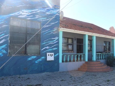 House For Sale In Sidwell, Port Elizabeth