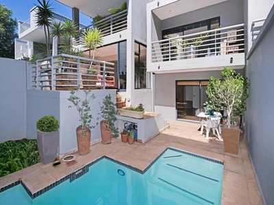 Townhouse For Sale In Dunkeld West, Johannesburg