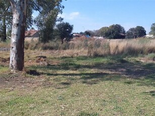 1 000 m² Land available in Riversdale