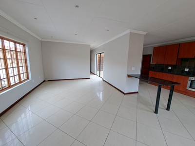 3 Bedroom Sectional Title To Let in Bendor