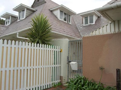 Apartment For Sale In Bergvliet, Cape Town
