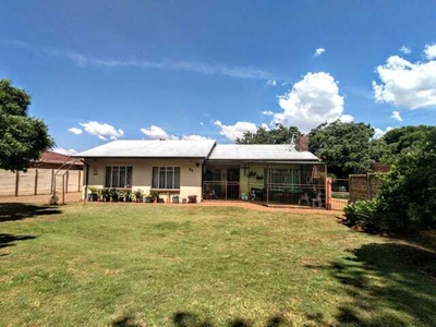 House For Sale In Casseldale, Springs
