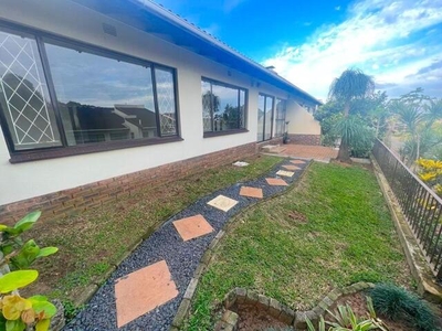 Townhouse For Sale In Manaba Beach, Margate