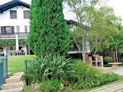 2 bedroom, Sandton Gauteng N/A