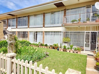 Apartment For Sale In Flamwood, Klerksdorp