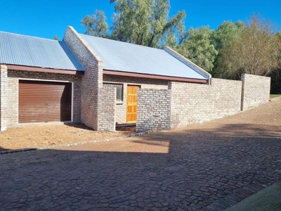 Apartment For Sale In West Bank, Oudtshoorn