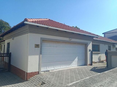 Townhouse For Rent In Country View, Midrand