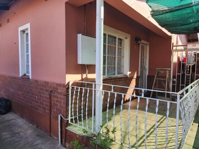 Townhouse For Rent In Raisethorpe, Pietermaritzburg