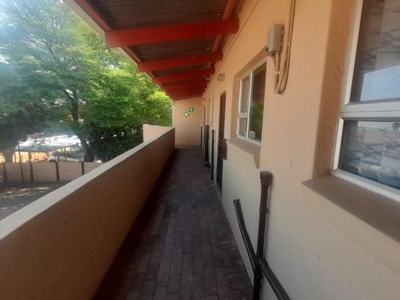 2 Bedroom apartment to rent in Florida, Roodepoort