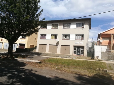 2 Bedroom Flat To Let in Southernwood