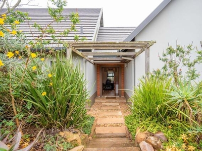 3 bedroom, Hillcrest KwaZulu Natal N/A