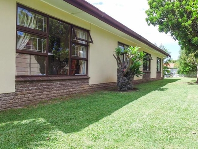 3 Bedroom house to rent in Loerie Park, George