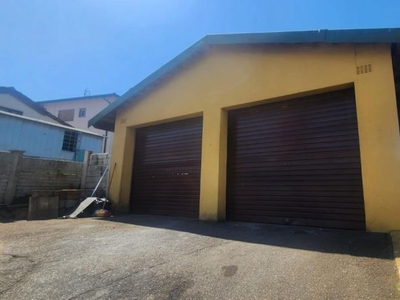4 Bedroom house to rent in Bluff, Durban