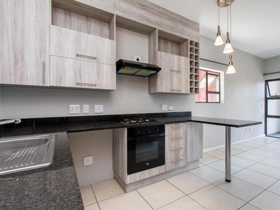 Apartment For Rent In Florida Hills, Roodepoort
