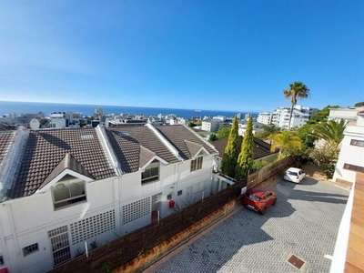 Apartment For Rent In Sea Point, Cape Town