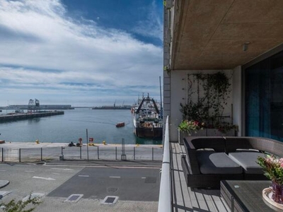Apartment For Rent In Waterfront, Cape Town