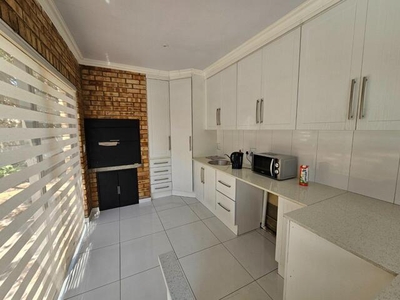 Apartment For Rent In Wentworth Park, Krugersdorp