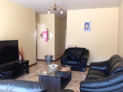 Apartment For Sale In Luipaardsvlei, Krugersdorp