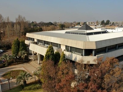 Commercial Property For Rent In Germiston Central, Germiston