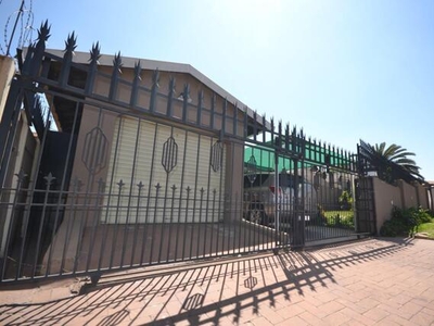 House For Rent In Eldorado Park, Soweto