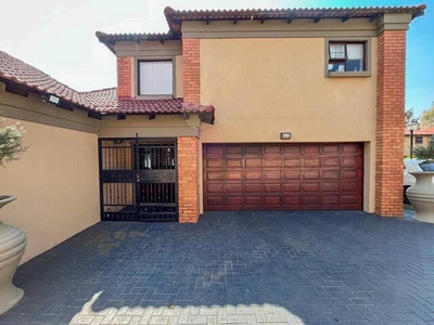 House For Rent In Equestria, Pretoria