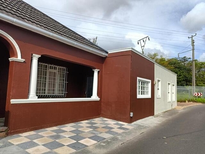 House For Rent In Rondebosch, Cape Town