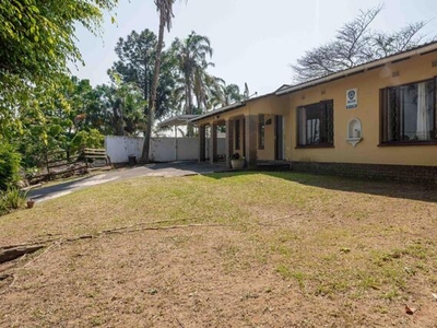 House For Sale In Escombe, Queensburgh