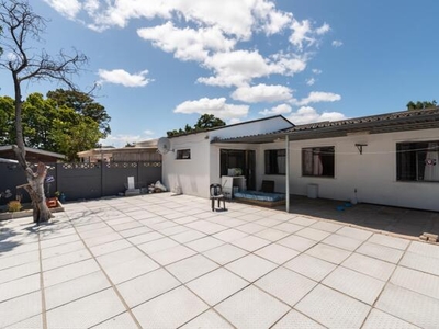 House For Sale In Groenvallei, Bellville