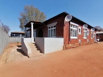 House For Sale In Jeppestown, Johannesburg