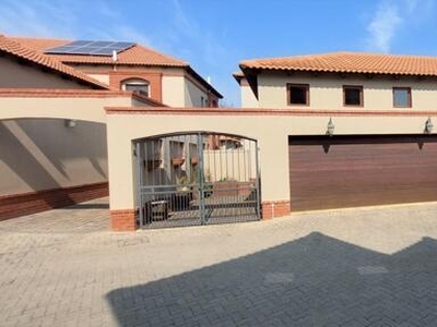 House For Sale In Olympus Ah, Pretoria