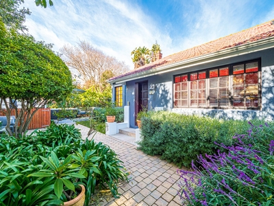 House For Sale in Rondebosch