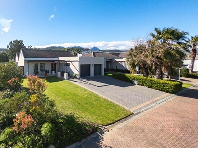 House For Sale In Somerset Country Estate, Somerset West