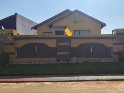 House For Sale In Soshanguve East Ext 4, Soshanguve