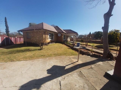 House For Sale In Stilfontein, North West