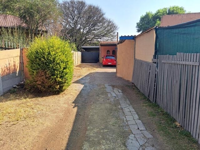 House For Sale In Trichardt, Secunda
