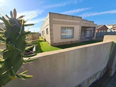 House For Sale In Wavecrest, Jeffreys Bay