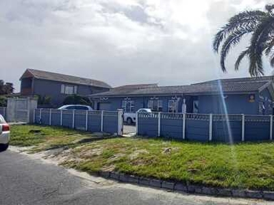 House For Sale In Windermere, Cape Town