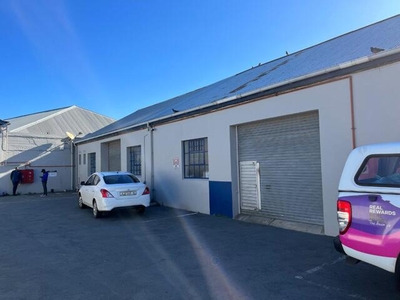 Industrial Property For Rent In Arcadia, East London
