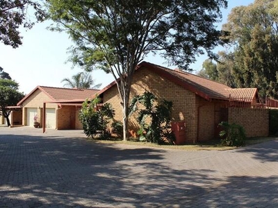 Townhouse For Rent In Equestria, Pretoria